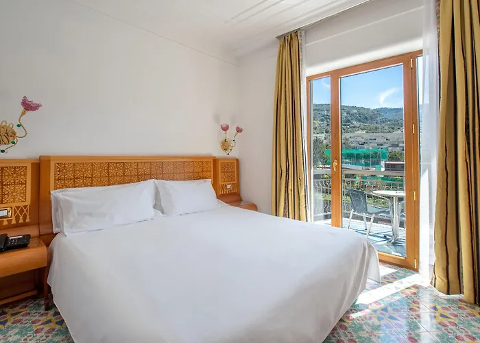 Grand Flora 4* Sorrento