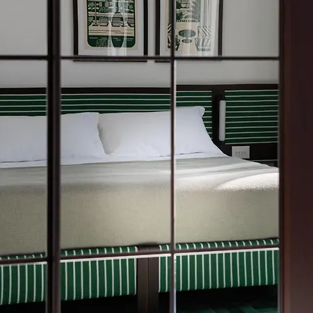 Hotel Grand Flora 4*