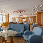 弗洛拉大酒店 酒店 4*