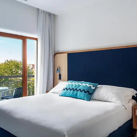 Grand Flora Sorrento