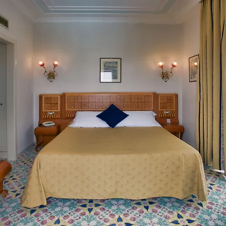 Hotel Grand Flora Península Sorrentina