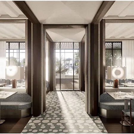 Hotel Grand Flora