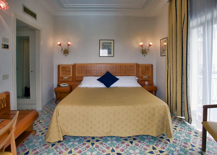 Szálloda Grand Flora Sorrento